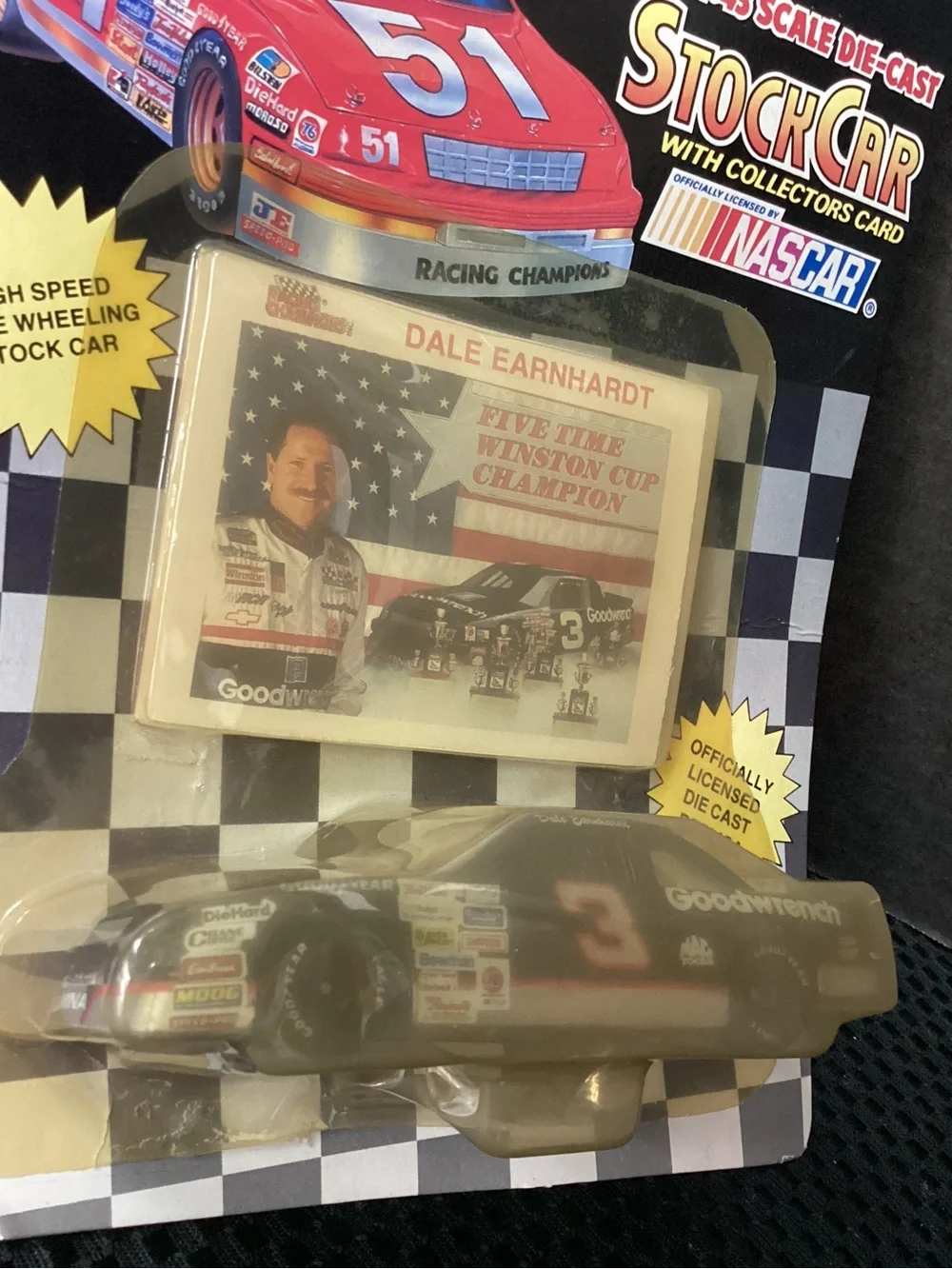 NASCAR Dale Earnhardt Stock Car 1:43 Die-Cast - Black